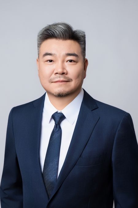 宋辉-证件照3.jpg